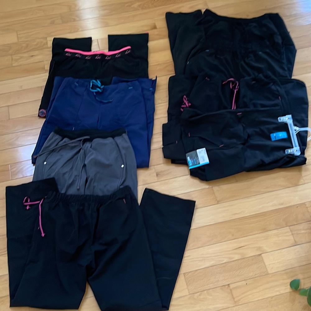 Lot of 8 nursing scrub pants used black blue gray in fair condition med/small